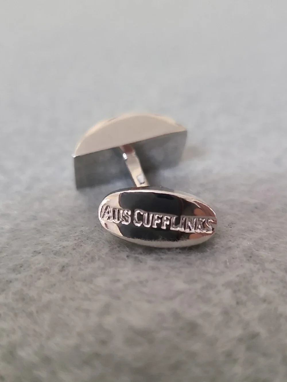 Men's Aus Cufflinks Silver & Ruby Cufflinks - NEW IN BOX‎